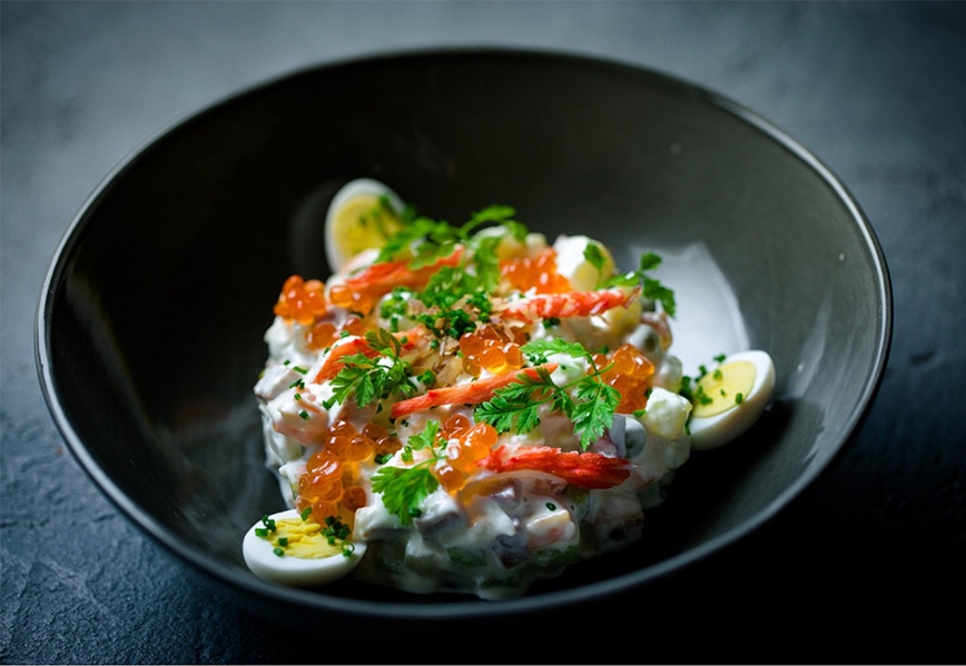 Салаты с рыбой и морепродуктами - рецепты приготовления с пошаговыми фото